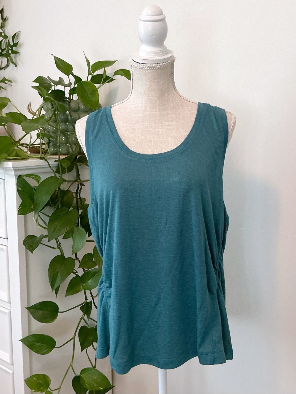 Athlete | Breezy Ruched Tank in Borealis Green